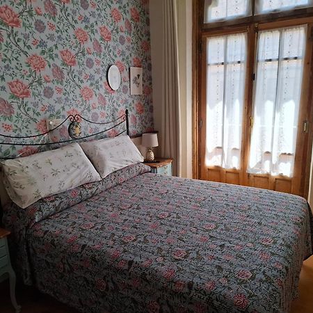 Uria 25 Rooms Ов'єдо Екстер'єр фото