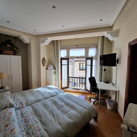 Uria 25 Rooms Ов'єдо Екстер'єр фото