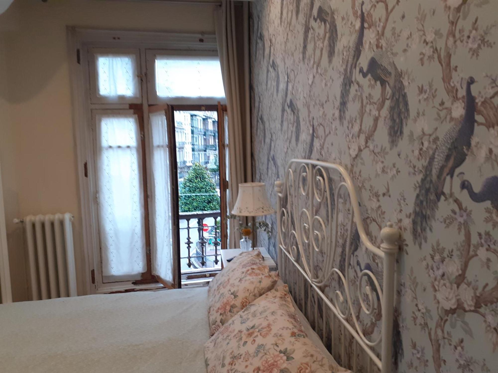 Uria 25 Rooms Ов'єдо Екстер'єр фото