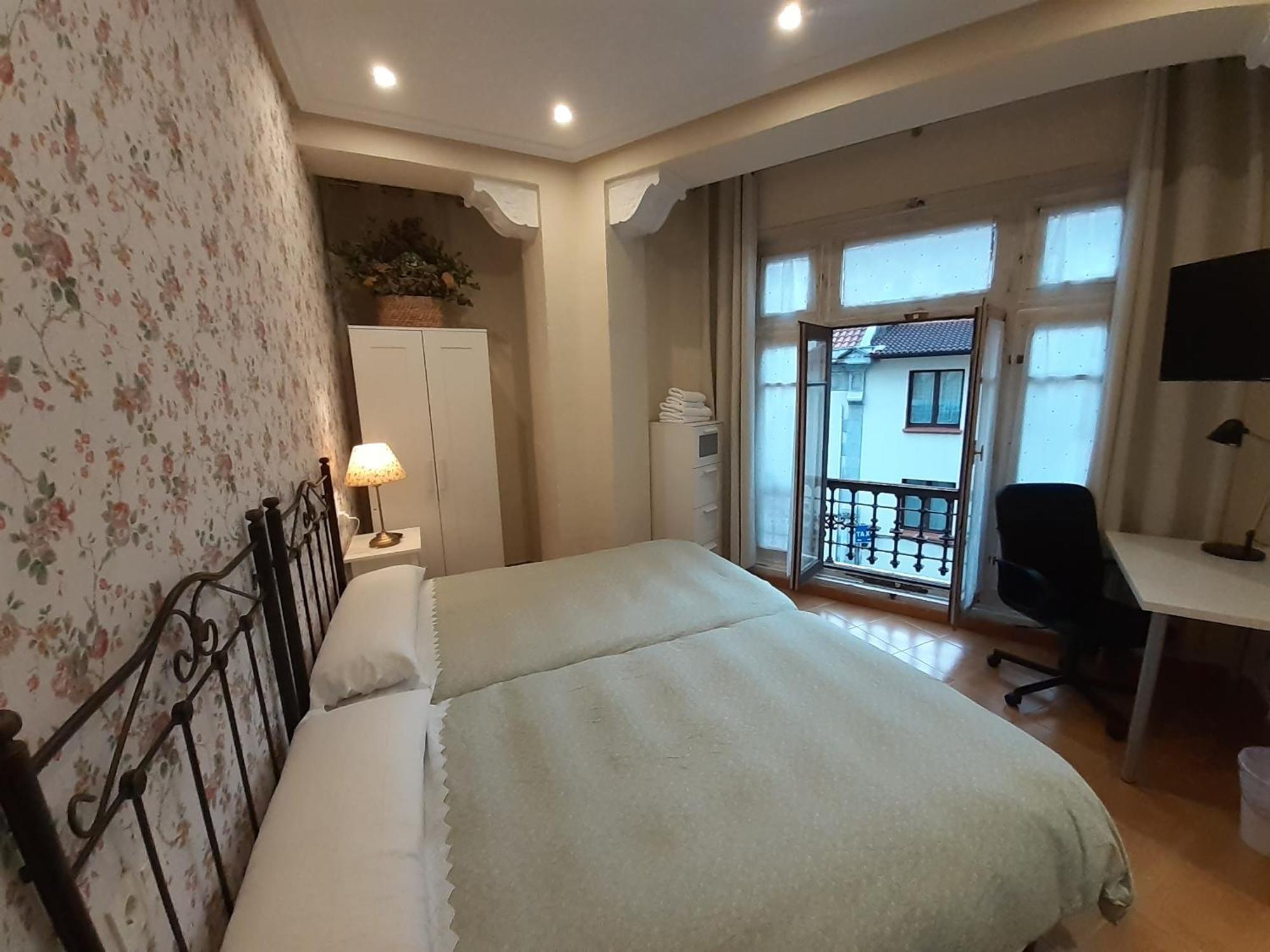 Uria 25 Rooms Ов'єдо Екстер'єр фото