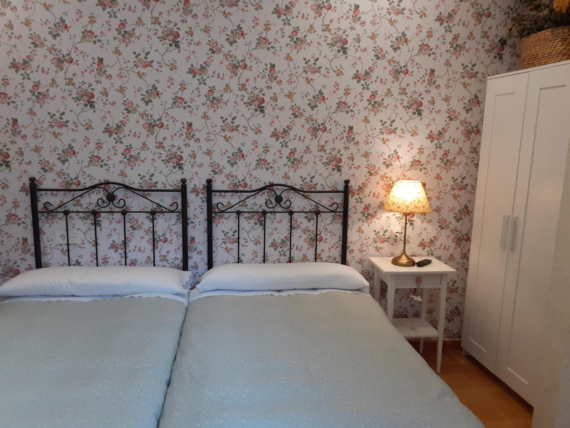 Uria 25 Rooms Ов'єдо Екстер'єр фото