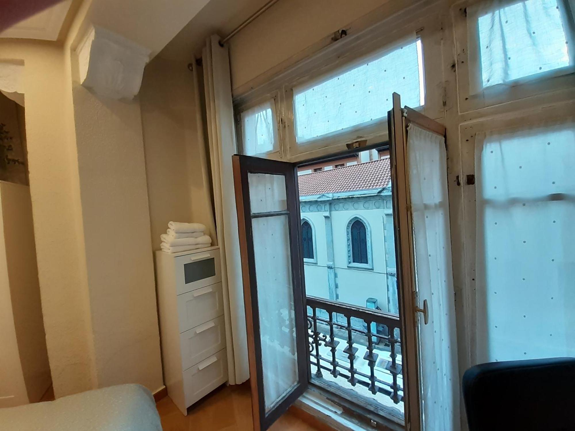 Uria 25 Rooms Ов'єдо Екстер'єр фото