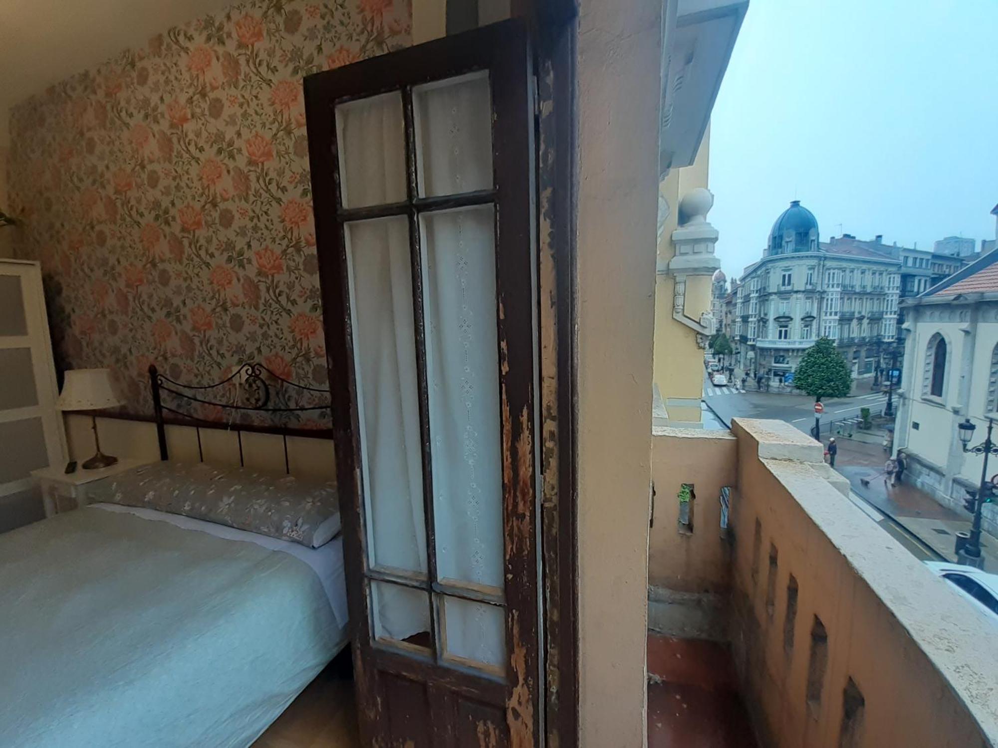 Uria 25 Rooms Ов'єдо Екстер'єр фото