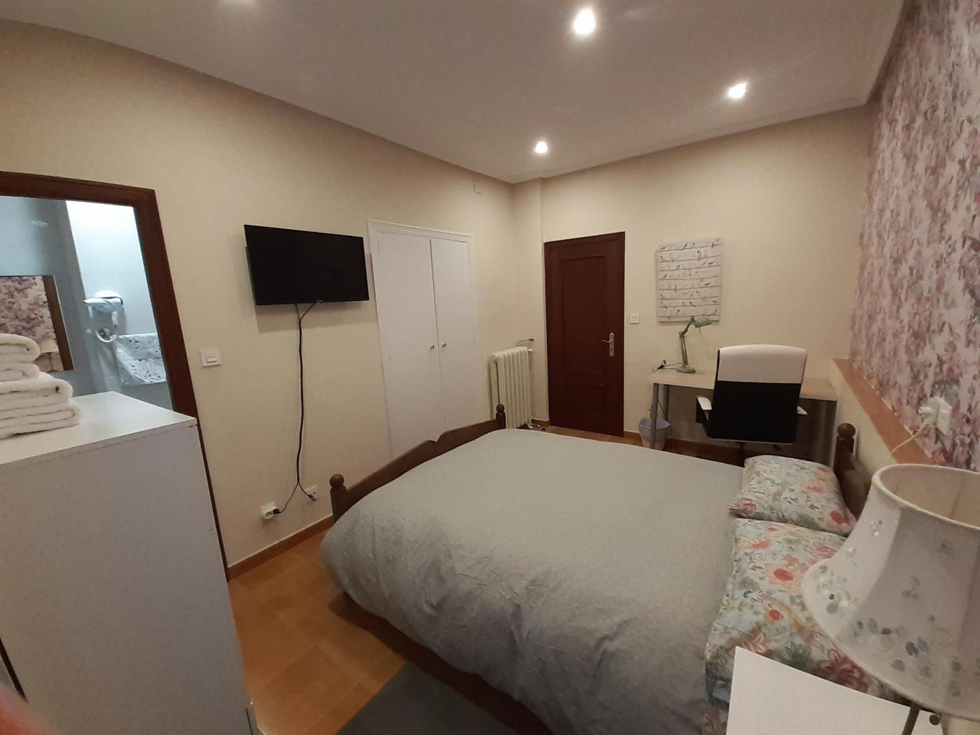 Uria 25 Rooms Ов'єдо Екстер'єр фото