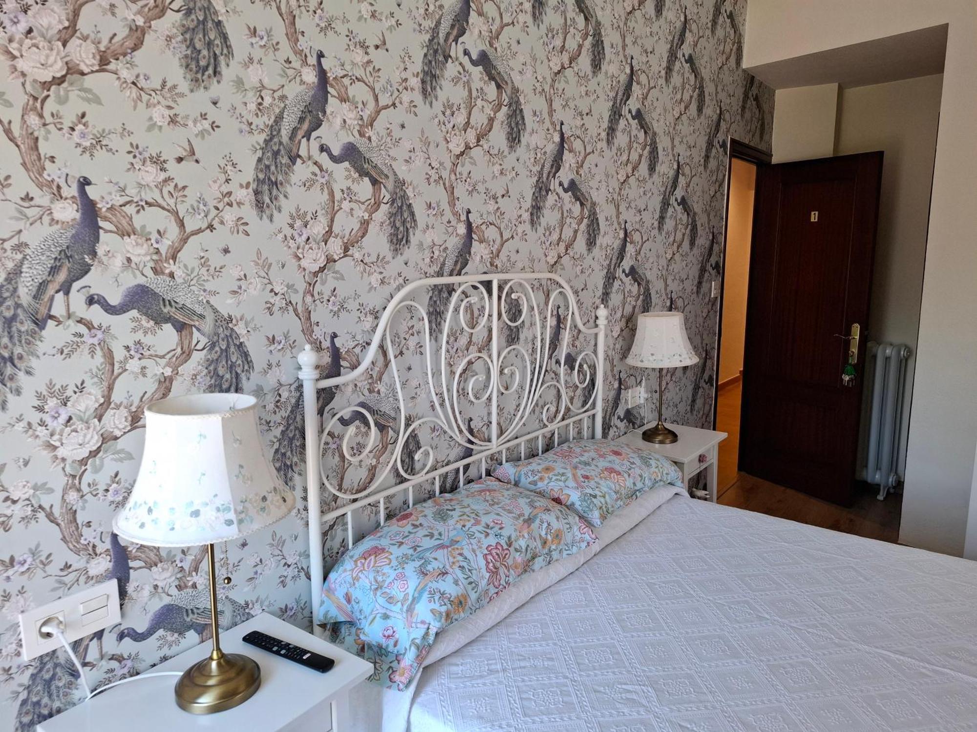 Uria 25 Rooms Ов'єдо Екстер'єр фото